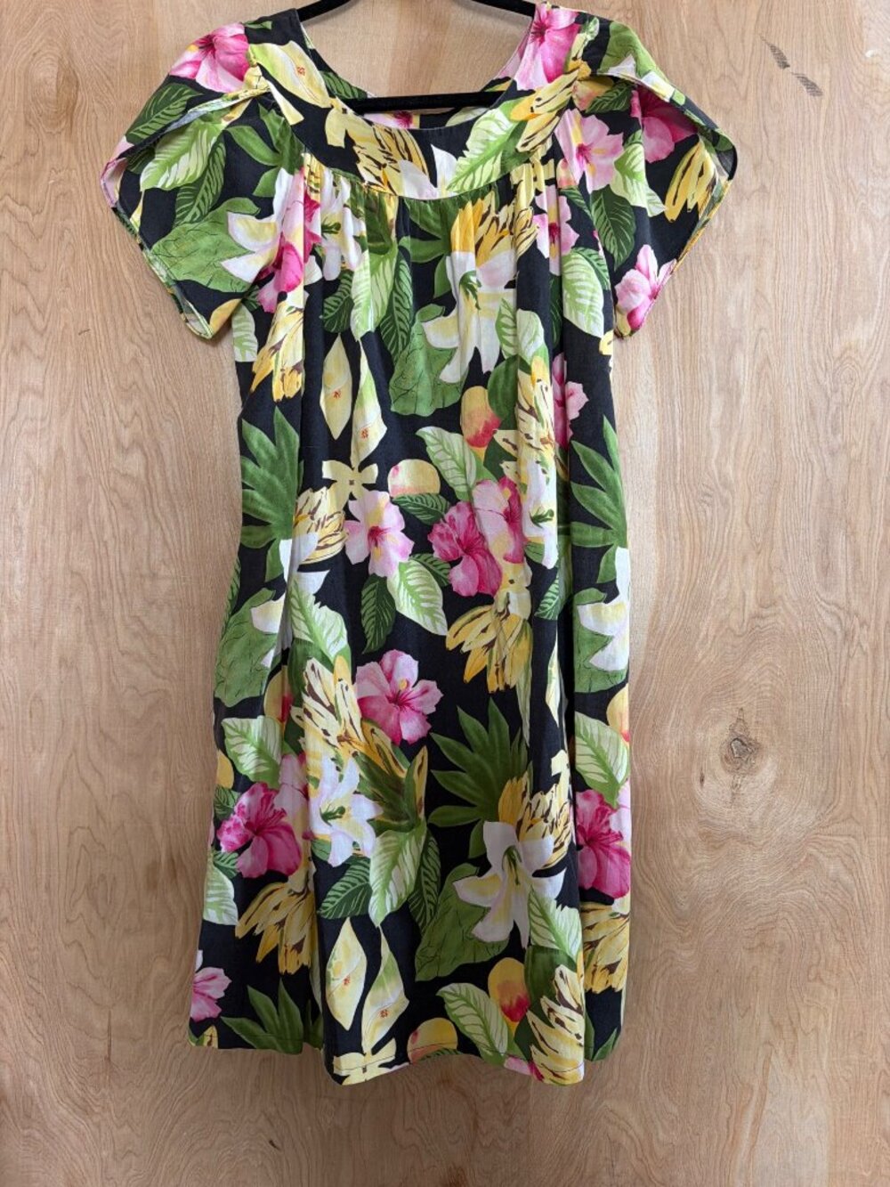 Set of 2 Vintage Hilo Hattie Hawaiian Floral MuuMuu Caftan House Dress Size XL - Picture 10 of 15